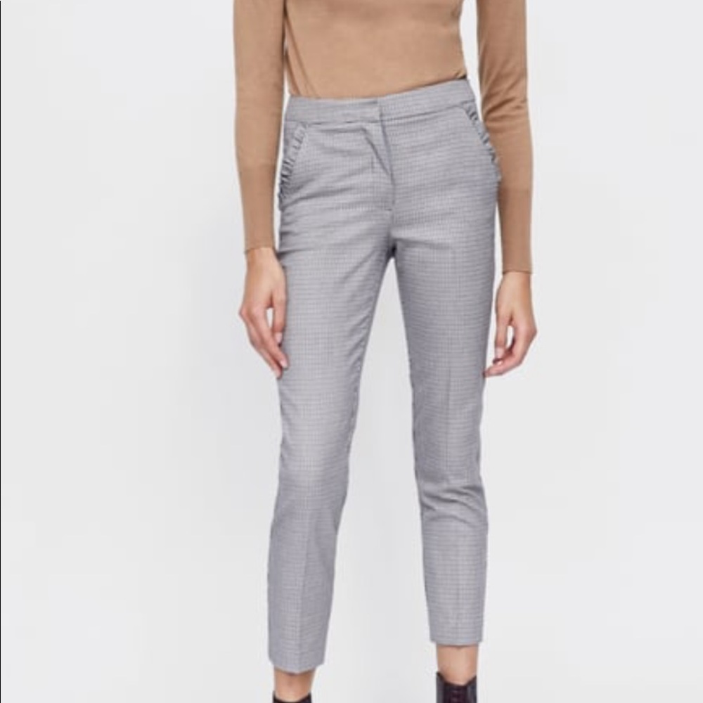 Zara Herringbone Skinny Pant with Ruffle Pocket
